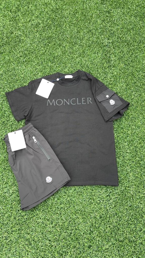 Moncler Set - Maat M & L, Maat 48/50 (M), Zwart, Nieuw, Ophalen of Verzenden