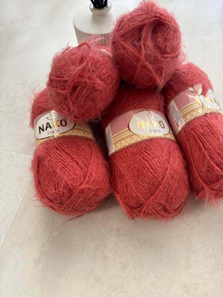 Nako Paris Wol - Zacht en pluizig garen voor breien/haken, Ophalen of Verzenden, Nieuw, Breien of Haken, Wol of Garen