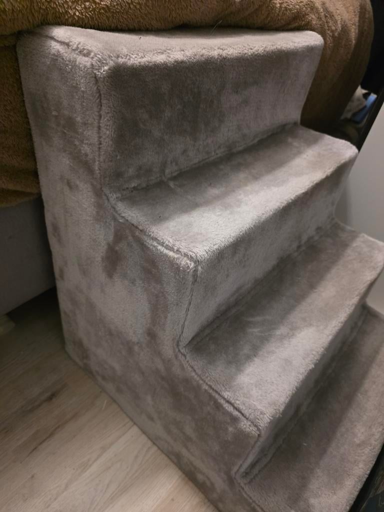 Honden trap, Dieren en Toebehoren, Honden-accessoires, Ophalen, Zo goed als nieuw