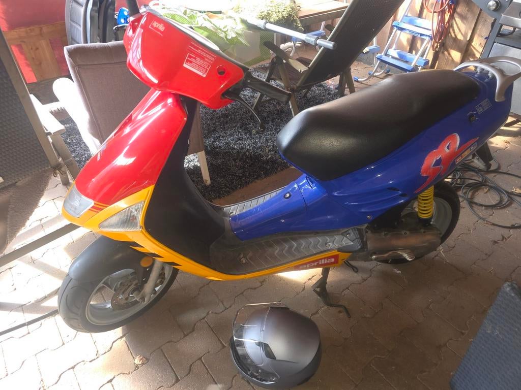 Aprilia sr RTL uitvoering, Ophalen, Zo goed als nieuw, Benzine, Overige modellen