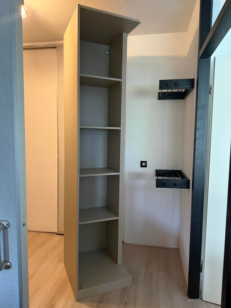 Ikea hoekelement, Met plank(en), Minder dan 50 cm, Gebruikt, 200 cm of meer