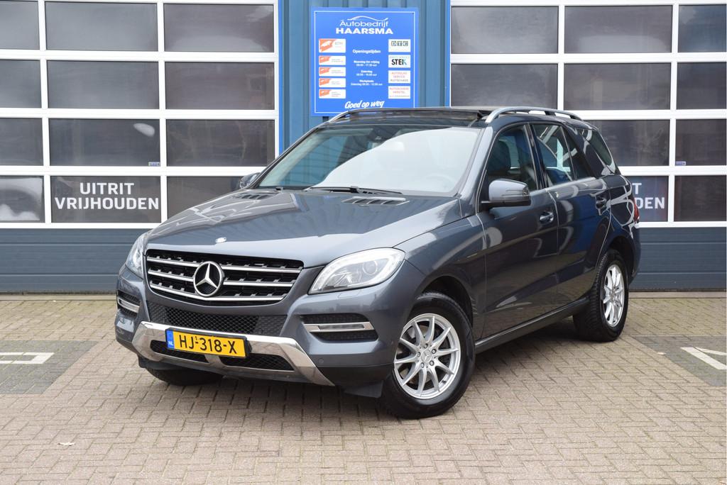 Mercedes-Benz M-Klasse 250 Panoramadak-Trekhaak-Navi Mooie n, Auto's, Automaat, Gebruikt, 4 cilinders, 241 €/maand