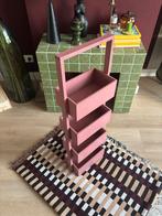 Leuk roze opgeknapt kastje, Ophalen, Zo goed als nieuw