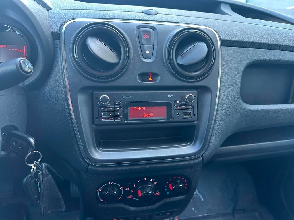 Dacia Dokker 1.5 dCi 90 Solid, nieuwstaat, eerste eigenaar,, Stof, Gebruikt, Euro 6, 4 cilinders