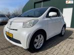 Toyota IQ 1.0 VVTi Comfort 2e Eig!/ Airco/Elektr. ramen/APK, Gebruikt, 4 stoelen, Bedrijf, Handgeschakeld