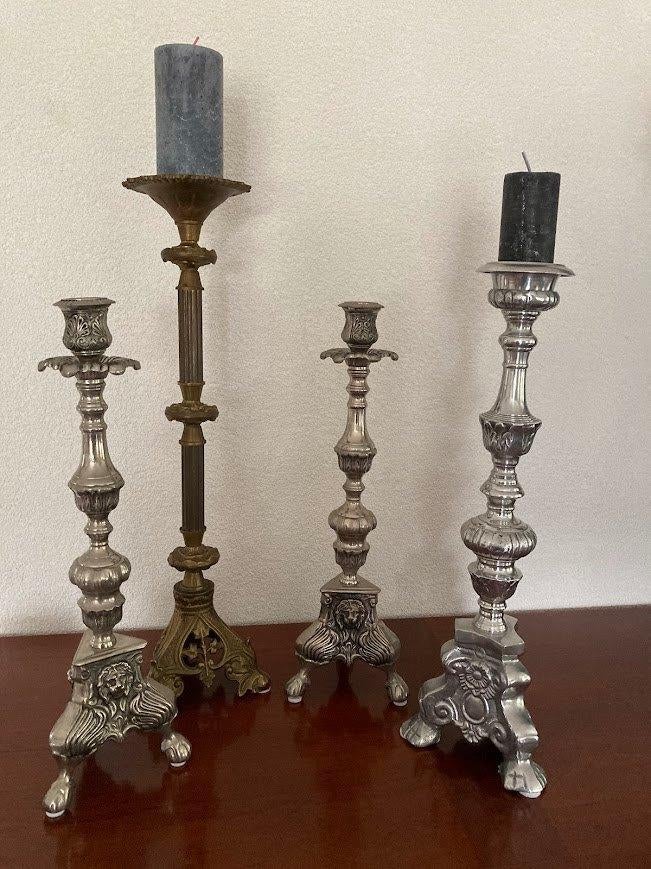 4 Hele mooie hoge ( Altaar) kaarsenkandelaars. Samen 65 euro, Ophalen