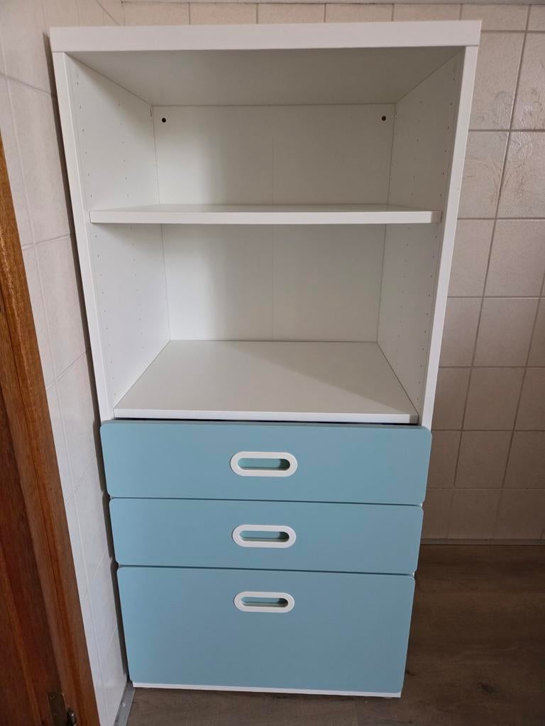 IKEA Witte kast met 3 blauwe lades en open vakken, Ophalen, Modern, Scandinavisch, 100 tot 150 cm, 50 tot 100 cm