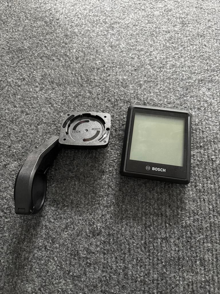 Bosch Intuvia 100 fietscomputer met houder, Fietsen en Brommers, Fietsaccessoires | Fietscomputers, Nieuw, Ophalen of Verzenden