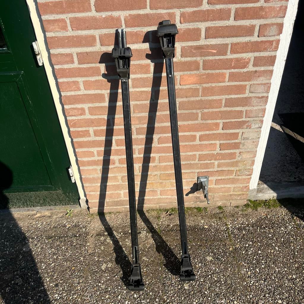 Twee dakdragers volvo v70 en  XC70 met rooftails, Ophalen of Verzenden, Gebruikt