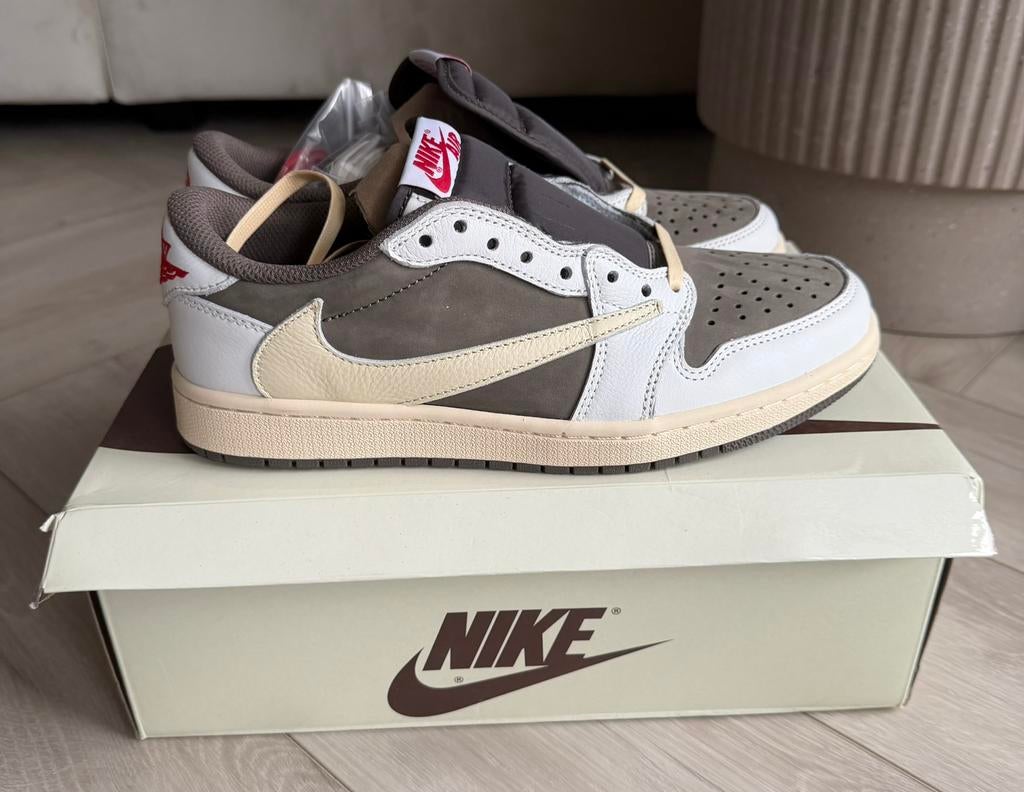 Nike Air Jordan 1 Low Travis Scott Reverse Mocha, Overige kleuren, Nieuw, Ophalen of Verzenden, Sneakers of Gympen