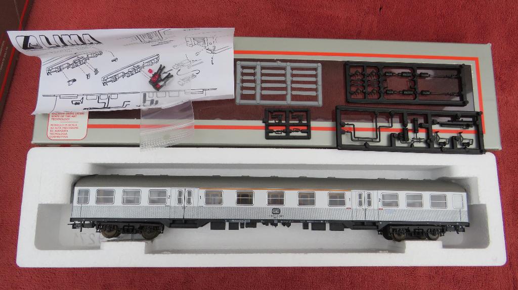 Lima 309145K. DB Silberlinge, Hobby en Vrije tijd, Modeltreinen | H0, Gelijkstroom, Wagon, Ophalen of Verzenden, Zo goed als nieuw