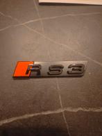 Audi RS3 logo embleem van plastic, Auto-onderdelen, Ophalen of Verzenden, Nieuw, Audi