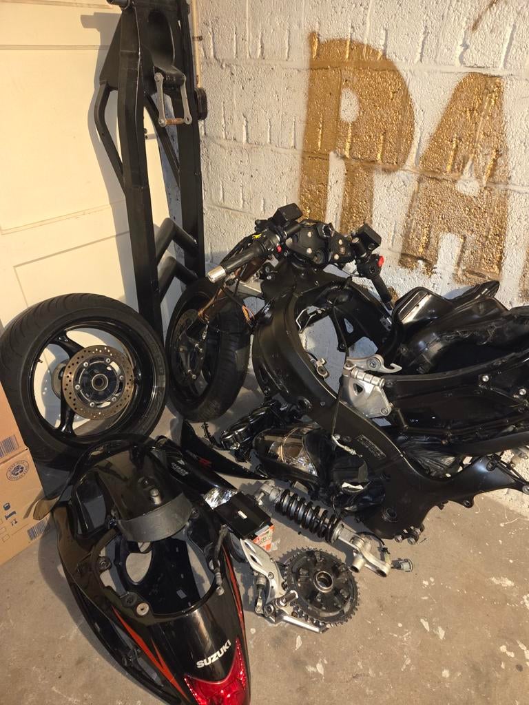 Suzuki Hayabusa 2008, Ophalen of Verzenden