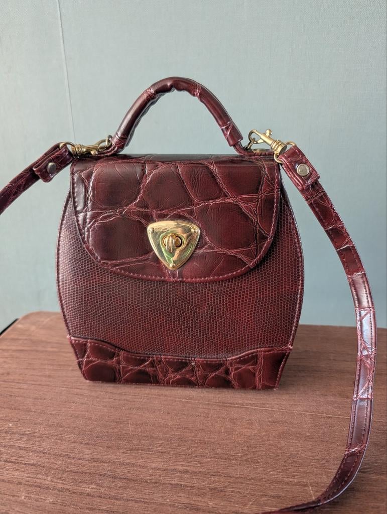 Vintage schouder/handtas, Sieraden, Tassen en Uiterlijk, Tassen | Damestassen, Handtas, Rood, Ophalen of Verzenden