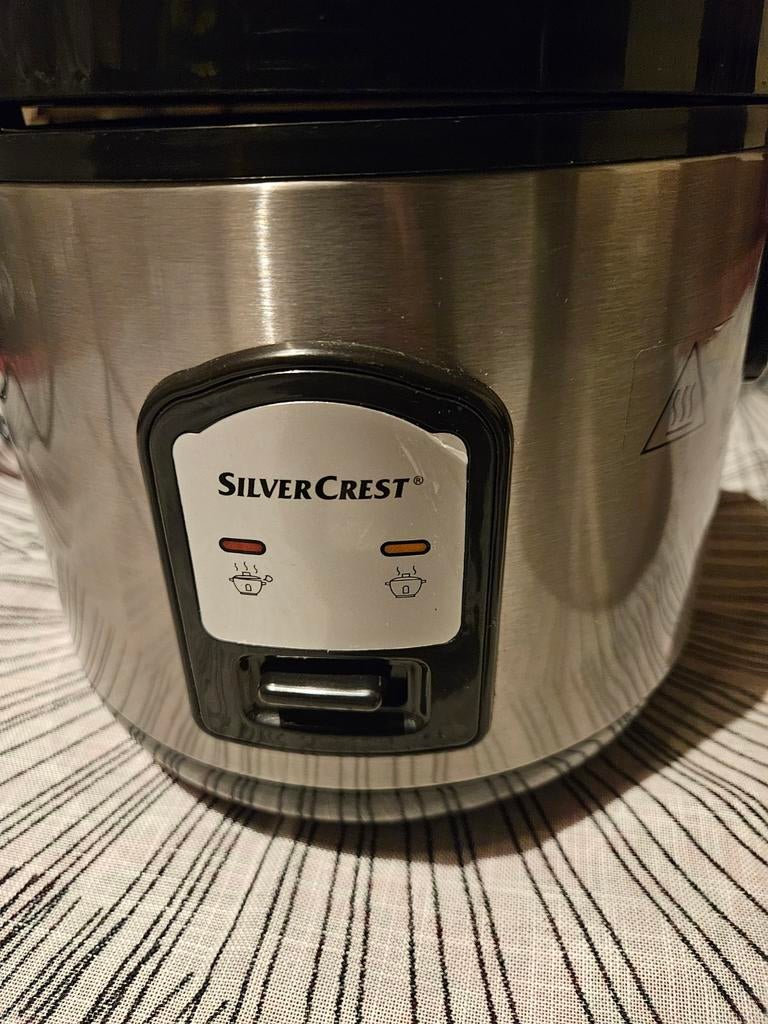 Mooi en werkende rijstkoker, Ophalen, Zo goed als nieuw