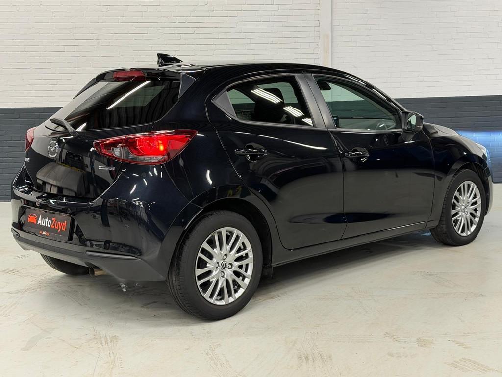 Mazda 2 1.5 Skyactiv-G Signature Camera / Navi / CarPlay / D, Voorwielaandrijving, Startonderbreker, Stof, Gebruikt