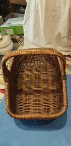 mand met 1 handgreep picnic mand riet wilg ?, Mand, Ophalen of Verzenden, Zo goed als nieuw, Riet