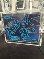 Phantasmal Flames Pokémon Center ETB, Hobby en Vrije tijd, Verzamelkaartspellen | Pokémon, Ophalen of Verzenden, Nieuw, Foil