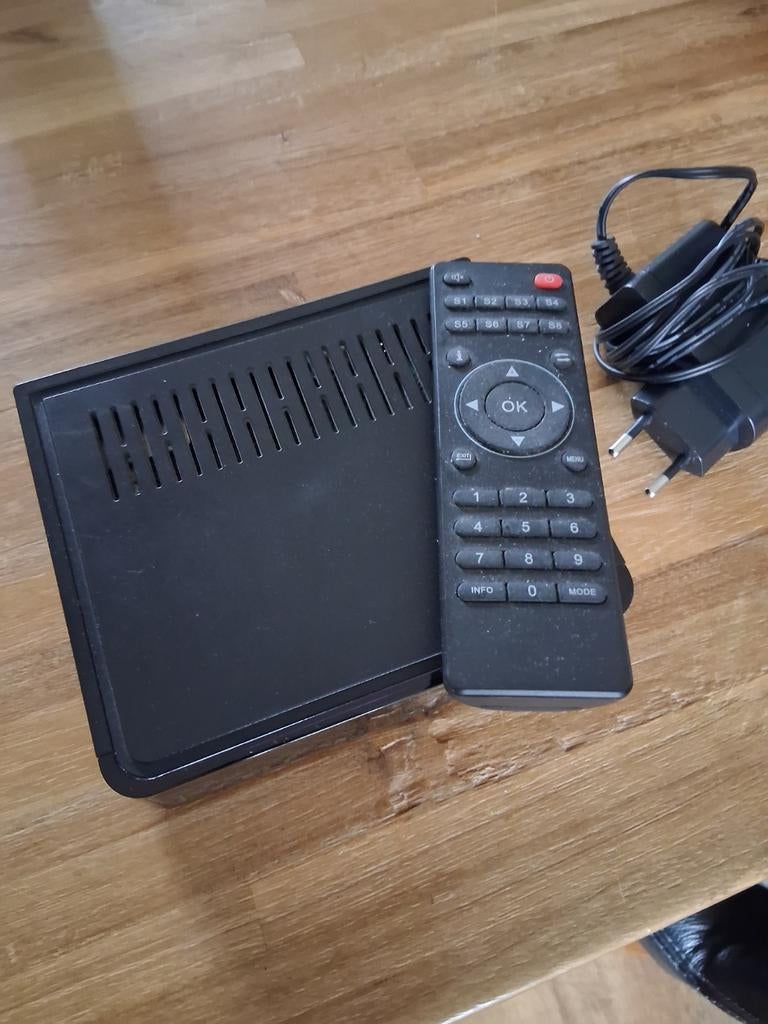 Quantis QE317 Radio Decoder met Afstandsbediening, Ophalen of Verzenden, Gebruikt, Decoder