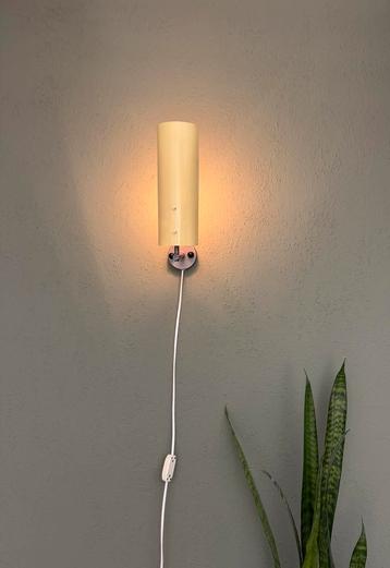 Vintage lamp wandlamp Anvia beschikbaar voor biedingen