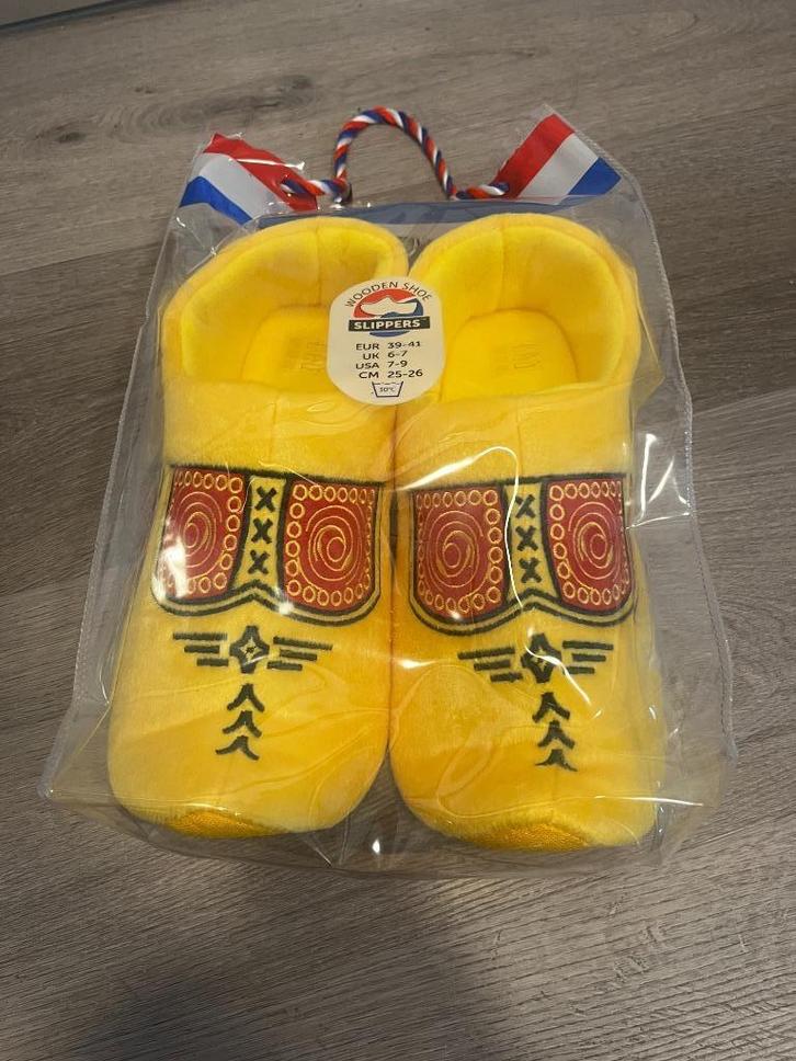Pluche klompsloffen maat 39-41, Kleding | Heren, Schoenen, Nieuw, Klompen, Overige kleuren, Ophalen of Verzenden