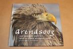 Arendsoog — Roofvogels in Nederland — Uitgave KNNV & IVN, Ophalen of Verzenden, Zo goed als nieuw, Honden