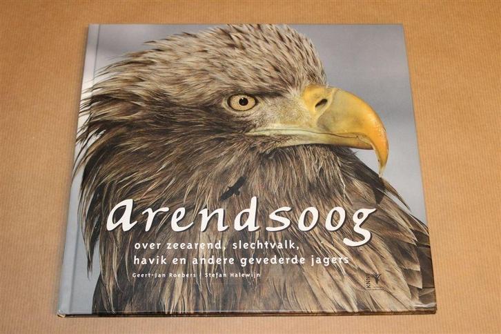 Arendsoog — Roofvogels in Nederland — Uitgave KNNV & IVN, Boeken, Dieren en Huisdieren, Zo goed als nieuw, Honden, Ophalen of Verzenden