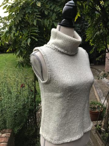 grove zand kleurige kol trui - deels wol - maatje S beschikbaar voor biedingen