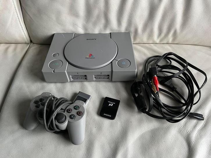 Playstation 1 / PS1 met dualshock controller en memorycard, Spelcomputers en Games, Spelcomputers | Sony PlayStation 1, Met 1 controller