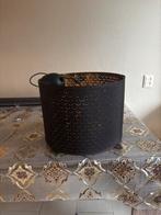 2 stuks Ikea lampen met gouden binnenkant, Huis en Inrichting, Lampen | Lampenkappen, Ophalen, Gebruikt, 25 tot 50 cm, Zwart