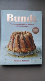 Bundt Bakboek - Melanie Johnson, Melanie Johnson, Ophalen of Verzenden, Zo goed als nieuw, Europa