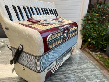 Accordiola Toetsaccordeon - Prachtige Staat! beschikbaar voor biedingen