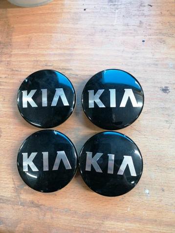 Orginele Kia naafkapjes beschikbaar voor biedingen