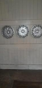 Drie nieuwe ford transit wieldoppen -, Ophalen, Gebruikt