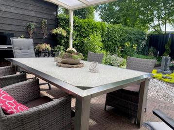 tuinset beschikbaar voor biedingen