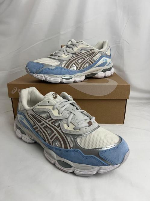 Asics gel-nyc cream cloud grey blue (maat 43.5), Kleding | Heren, Schoenen, Nieuw, Sneakers of Gympen, Wit, Ophalen of Verzenden