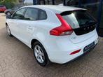 Volvo V40 2.0 T2 Kinetic Business Pack Connect NAVI / PDC /, Auto's, Volvo, Voorwielaandrijving, Stof, Gebruikt, Zwart