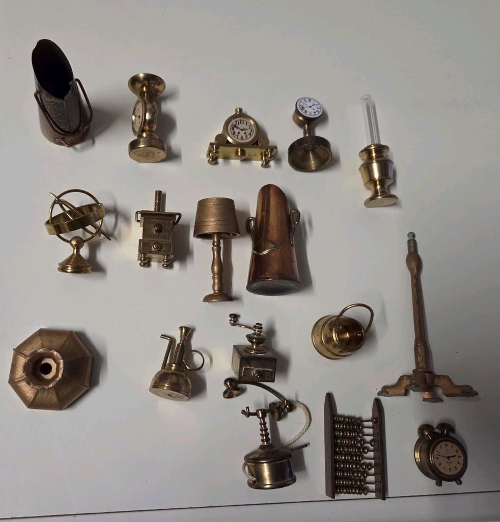 Koperen messing miniaturen, Ophalen of Verzenden, Zo goed als nieuw, Poppenhuis