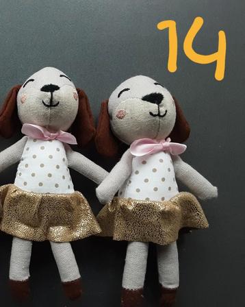 Sostrene grene 2x hondje
 beschikbaar voor biedingen