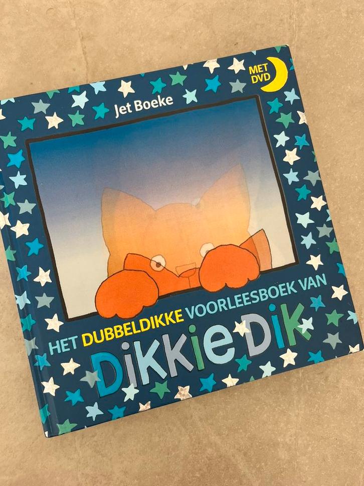 Jet Boeke - Het dubbeldikke voorleesboek van Dikkie Dik, Boeken, Kinderboeken | Baby's en Peuters, Zo goed als nieuw, 3 tot 4 jaar