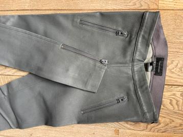 Tony Cohen leren broek beschikbaar voor biedingen