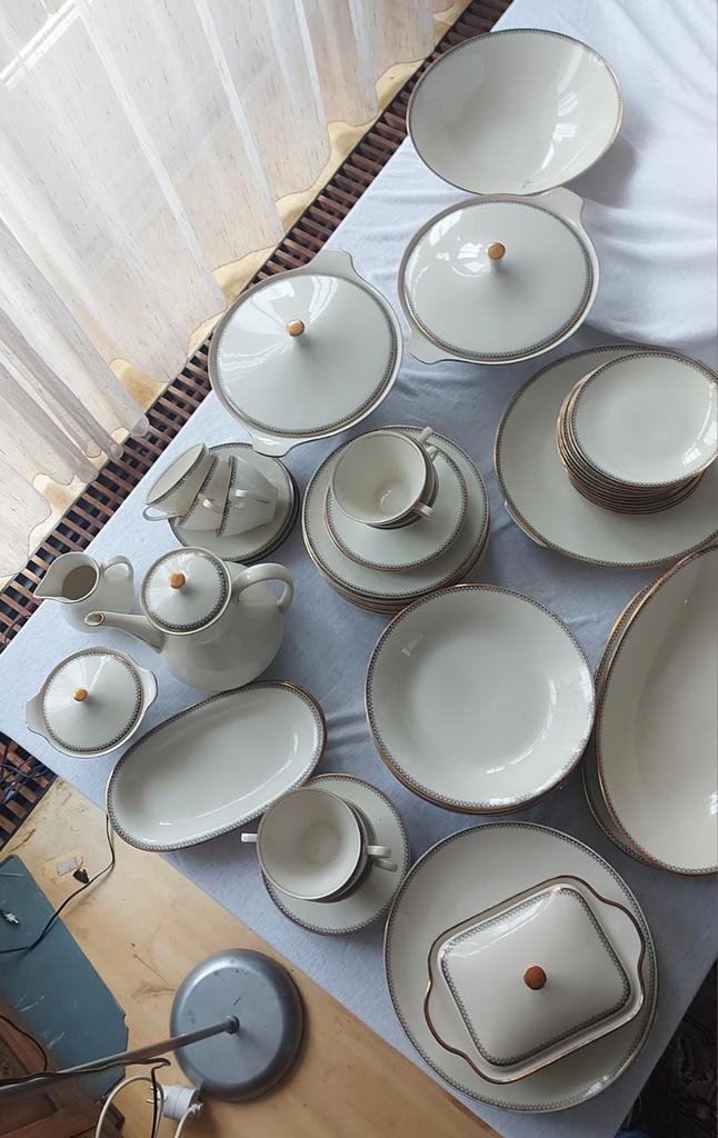 Winterling Marktleuthen Bavaria servies, Huis en Inrichting, Keuken | Servies, Gebruikt, Compleet servies, Effen, Porselein, Ophalen