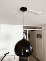 Zwarte hoogglans hanglamp. Bollamp, Huis en Inrichting, Lampen | Hanglampen, Ophalen, Zo goed als nieuw, Minder dan 50 cm