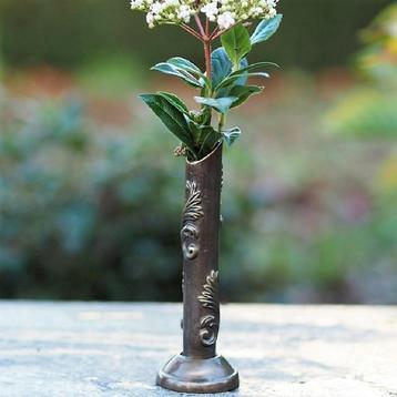 Div. exclusieve Vazen keramiek - brons - glas - aluminium beschikbaar voor biedingen