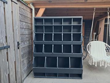 Grutterskast Brocante Vintage Kast XL Servieskast Antraciet  beschikbaar voor biedingen