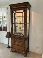 KOOPJE: RAC luxe vitrinekast met geslepen glas/verlichting, Ophalen, Eikenhout, 50 tot 100 cm, Zo goed als nieuw