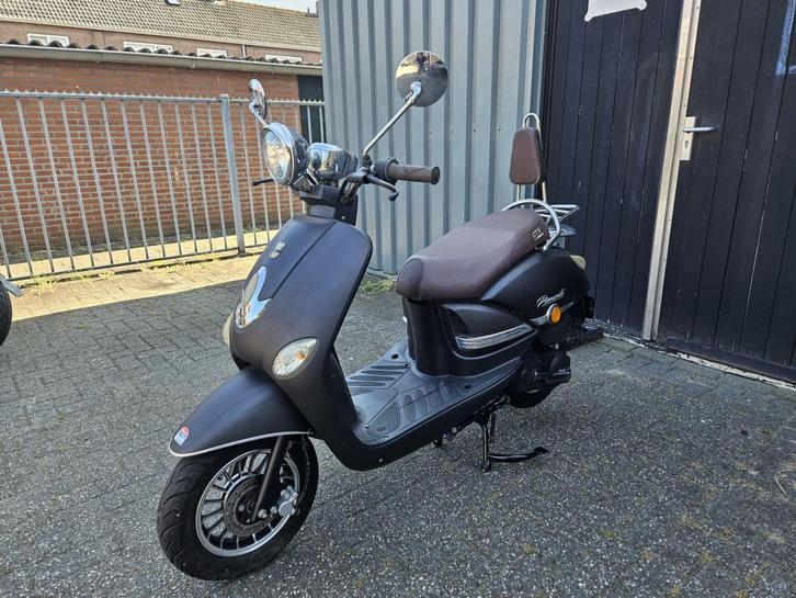 Gts Piemonte 4T E4 Brom Bj 2020 mat grijs 1640 km, Fietsen en Brommers, Brommeronderdelen | Snorfietsen, Gebruikt, Ophalen