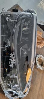 Toyota yaris cross R koplamp, Ophalen of Verzenden, Toyota