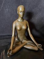 Bronzen mediterende dame/Yoga Paige/stempel zuiver brons, Ophalen of Verzenden