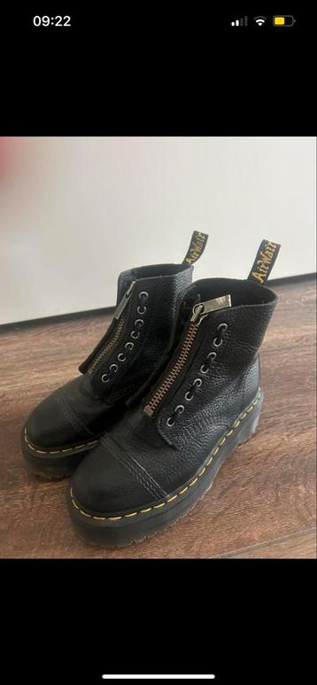 Dr. Martens Sinclair Maat 37 beschikbaar voor biedingen